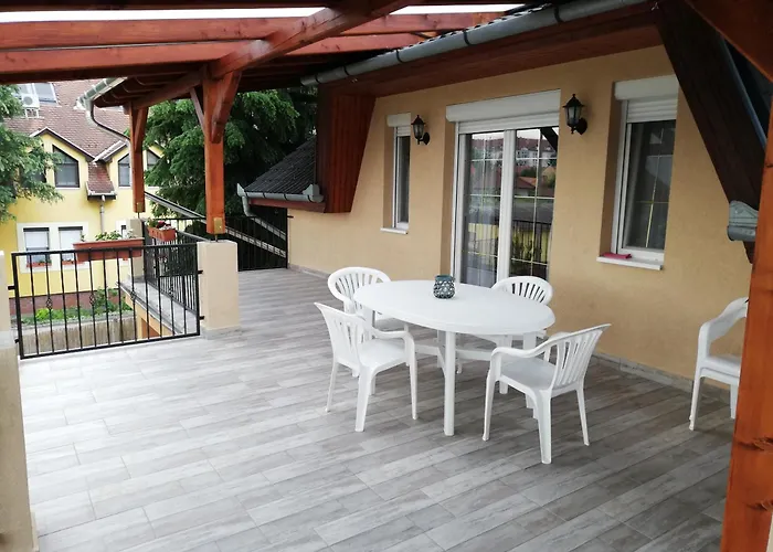 Rege Apartament Eger