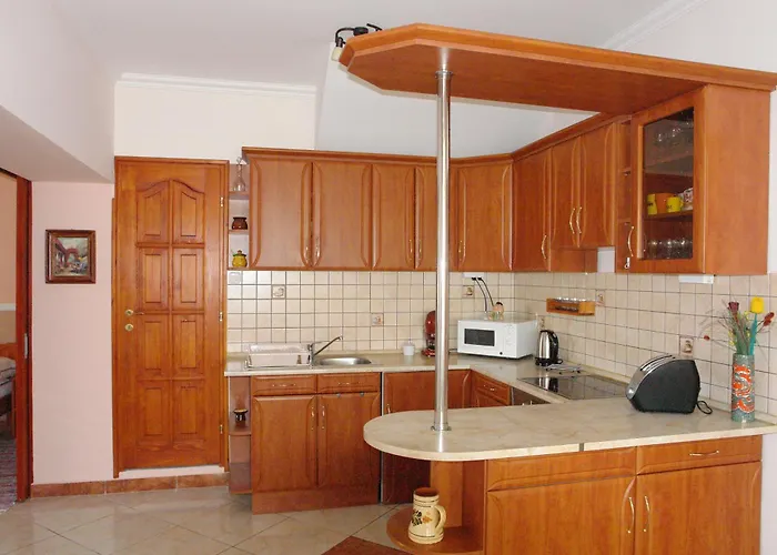 Rege Apartament Eger